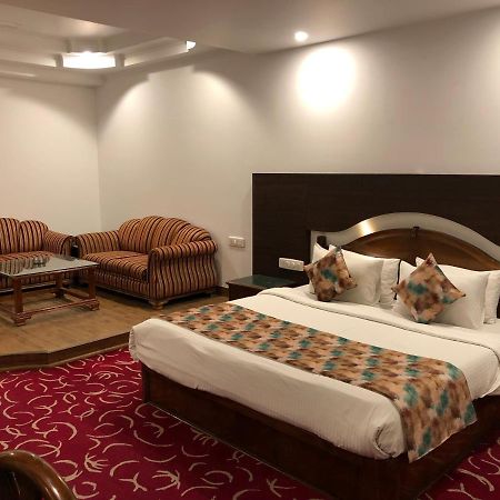 Hotel Lawrence Amritsar Luaran gambar