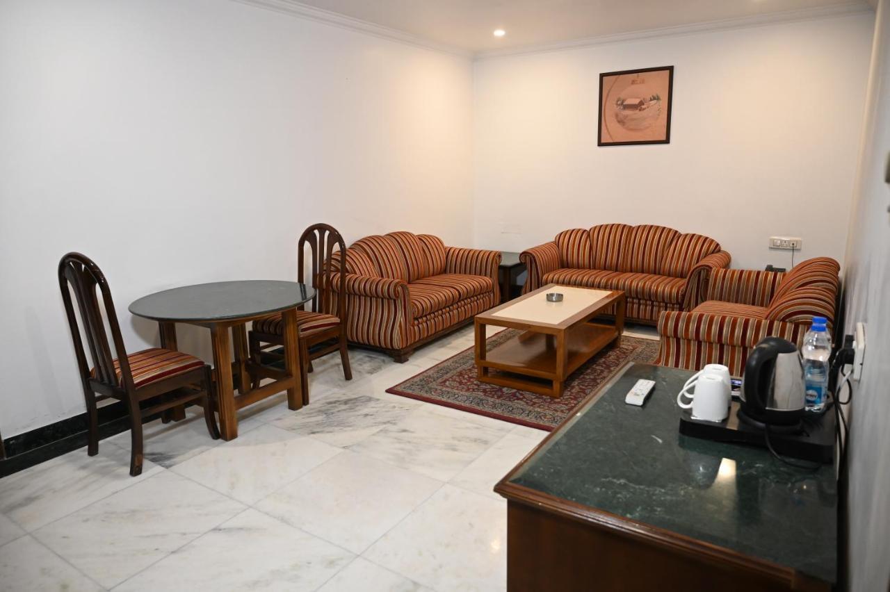 Hotel Lawrence Amritsar Luaran gambar