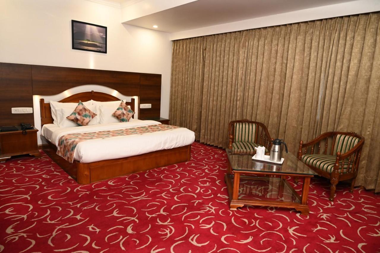 Hotel Lawrence Amritsar Luaran gambar