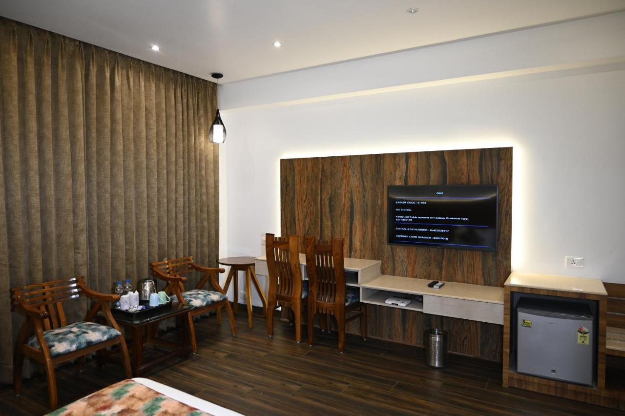 Hotel Lawrence Amritsar Luaran gambar