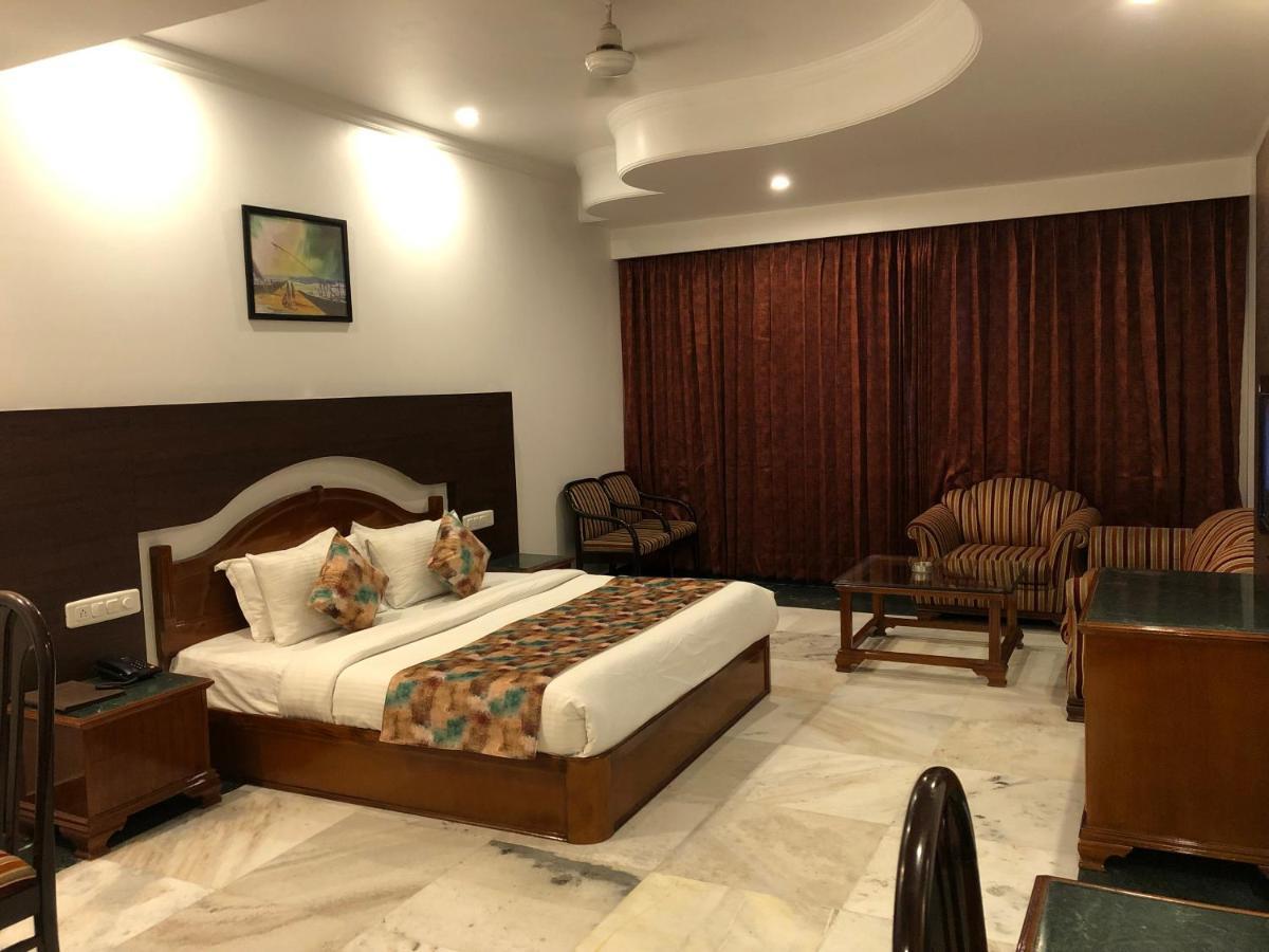 Hotel Lawrence Amritsar Luaran gambar