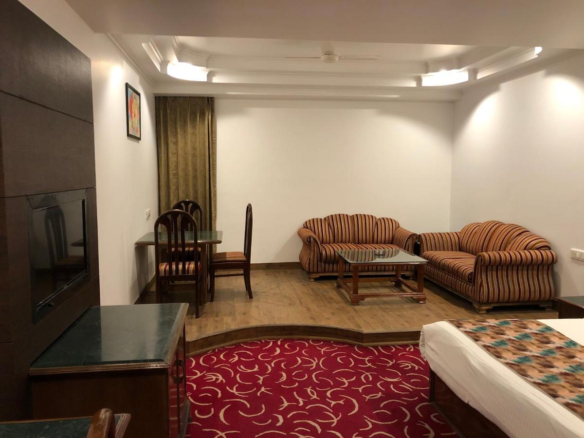 Hotel Lawrence Amritsar Luaran gambar